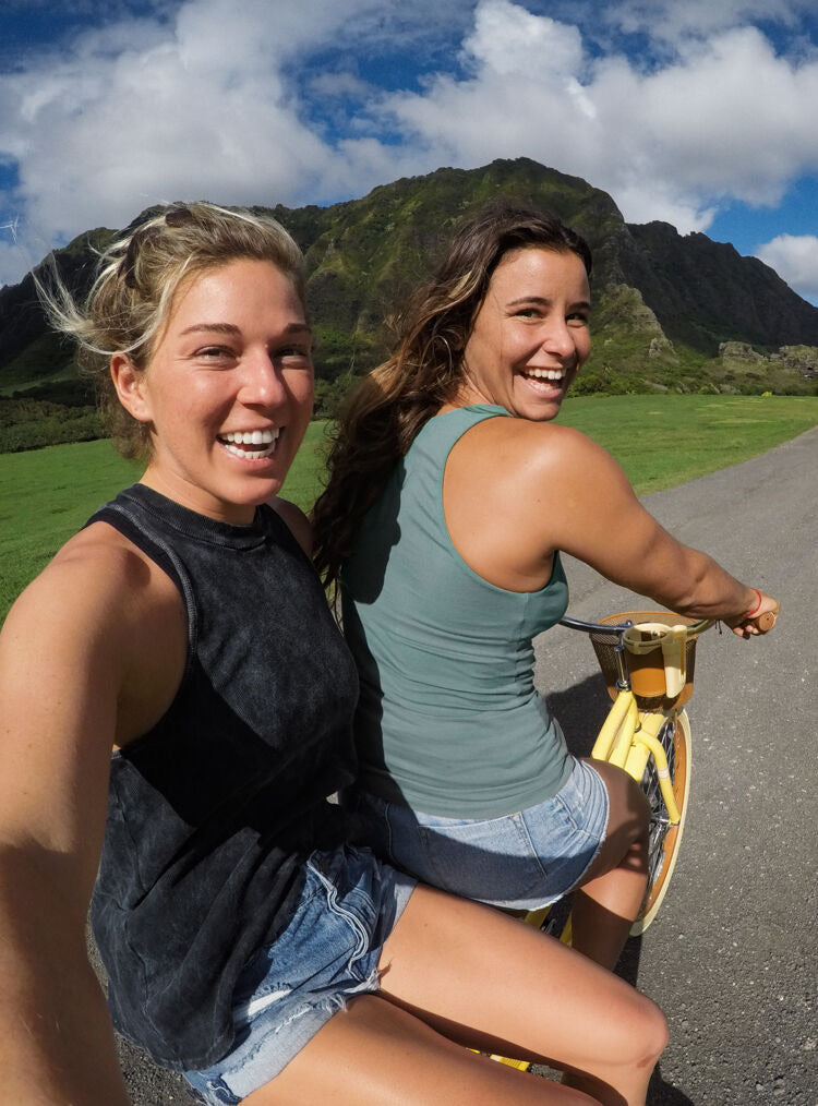 GoPro Shorty Mini Extension Pole Tripod - Official GoPro Mount
